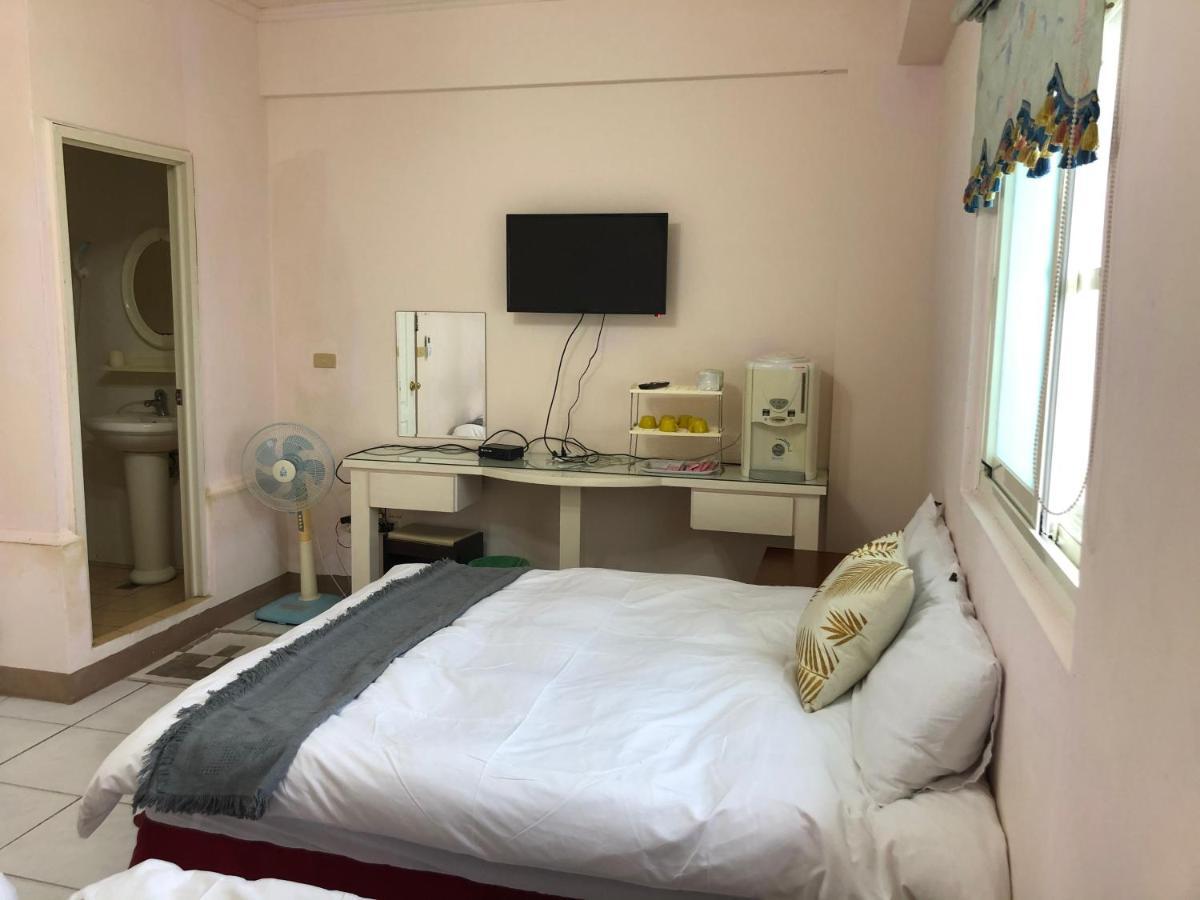 Chia Yun Homestay Luodong Eksteriør billede